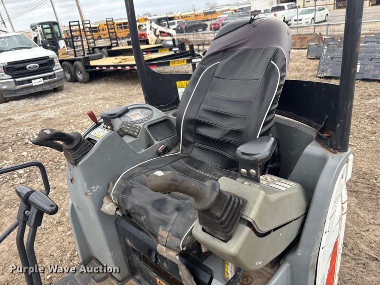 image for item EV2804 2015 Bobcat E20 mini excavator