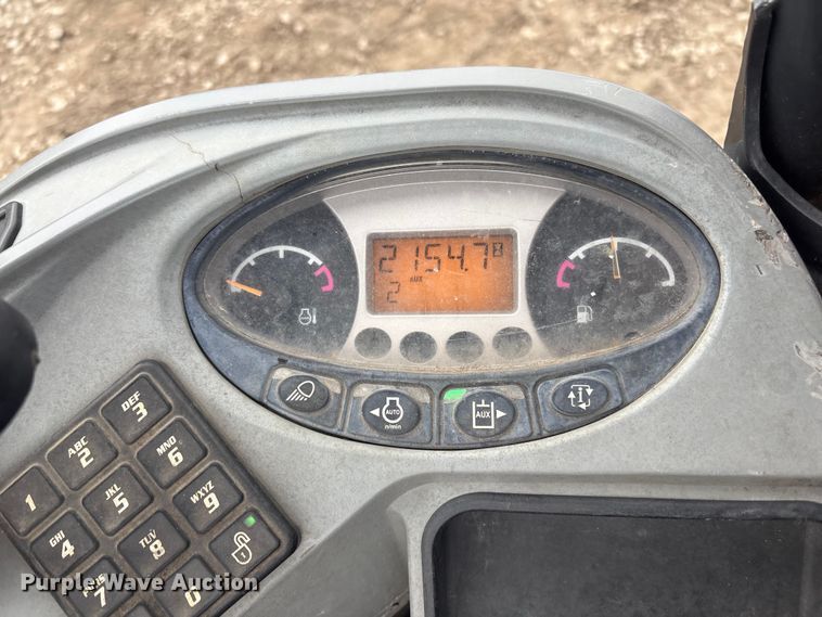 image for item EV2804 2015 Bobcat E20 mini excavator