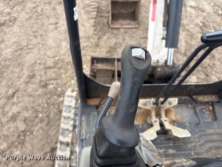 image for item EV2804 2015 Bobcat E20 mini excavator