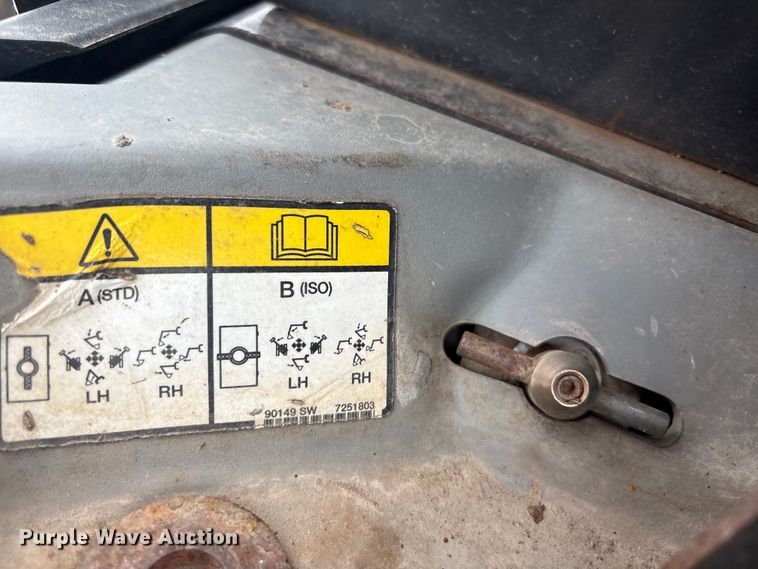 image for item EV2804 2015 Bobcat E20 mini excavator