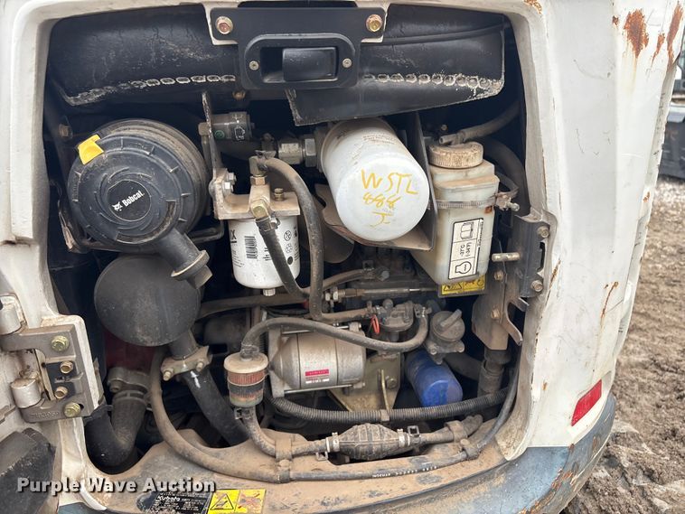 image for item EV2804 2015 Bobcat E20 mini excavator