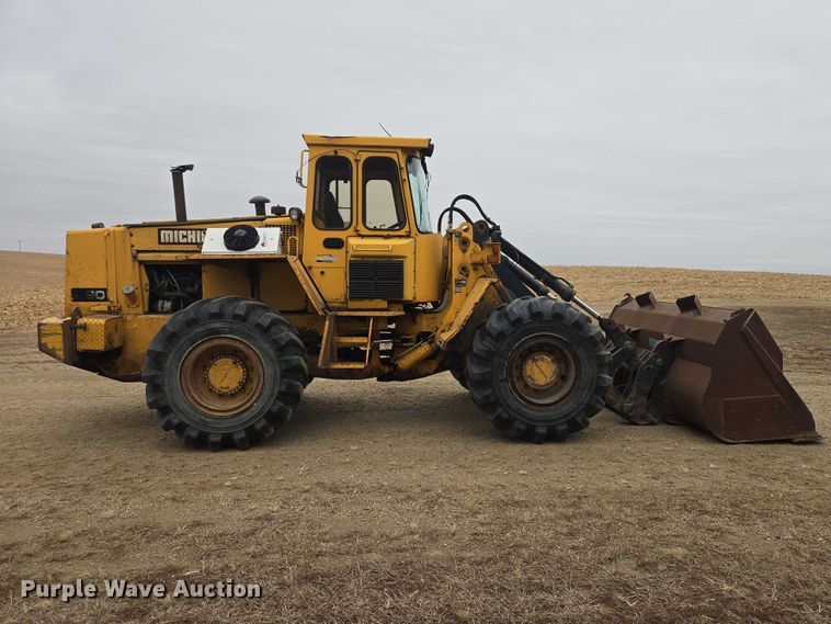 image for item EV5527 1991 Volvo Michigan L90 wheel loader