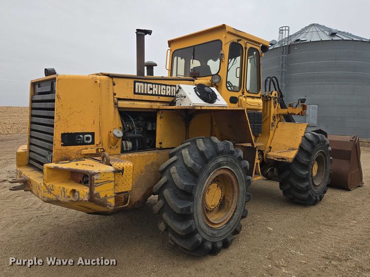 image for item EV5527 1991 Volvo Michigan L90 wheel loader