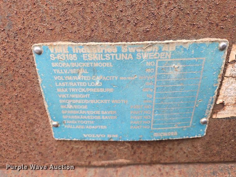 image for item EV5527 1991 Volvo Michigan L90 wheel loader