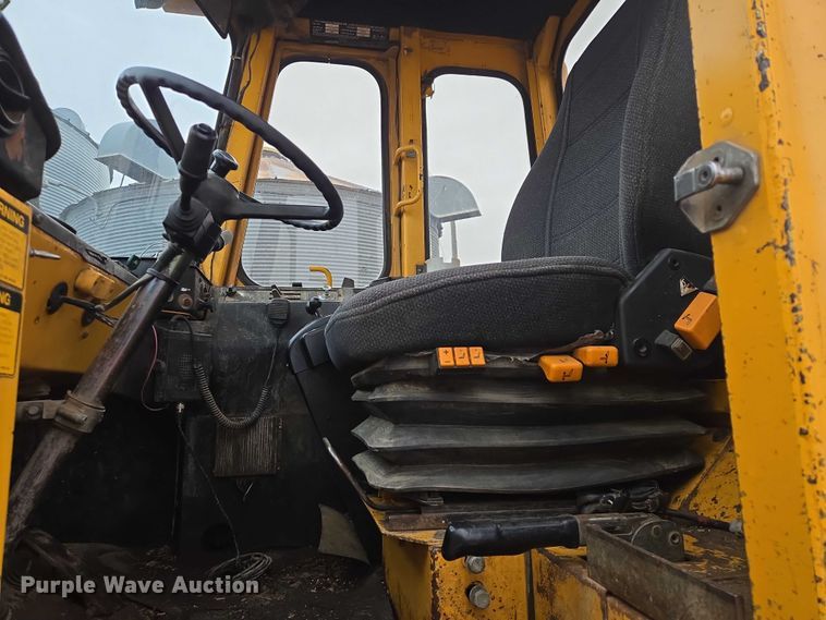 image for item EV5527 1991 Volvo Michigan L90 wheel loader