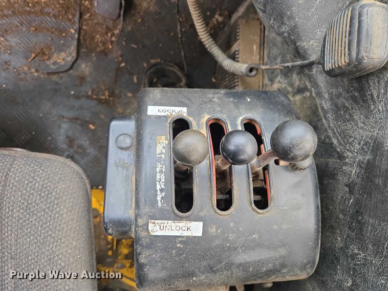 image for item EV5527 1991 Volvo Michigan L90 wheel loader