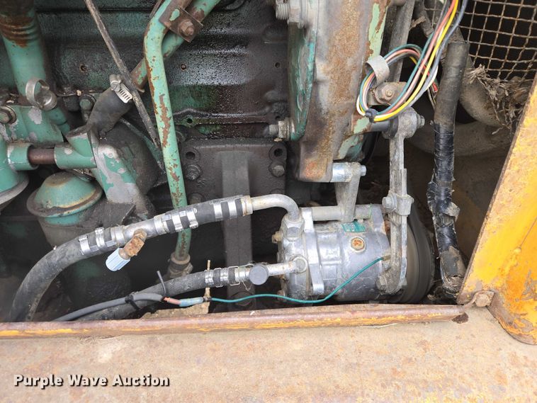 image for item EV5527 1991 Volvo Michigan L90 wheel loader