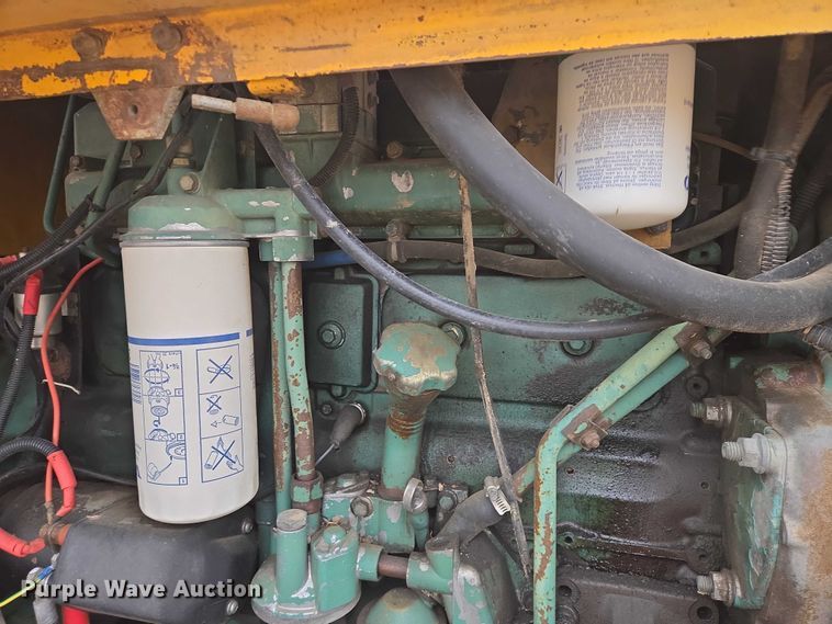 image for item EV5527 1991 Volvo Michigan L90 wheel loader