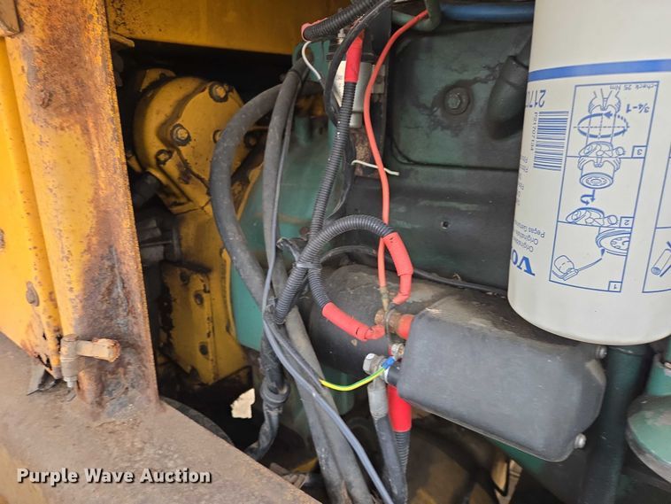 image for item EV5527 1991 Volvo Michigan L90 wheel loader