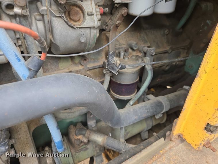 image for item EV5527 1991 Volvo Michigan L90 wheel loader