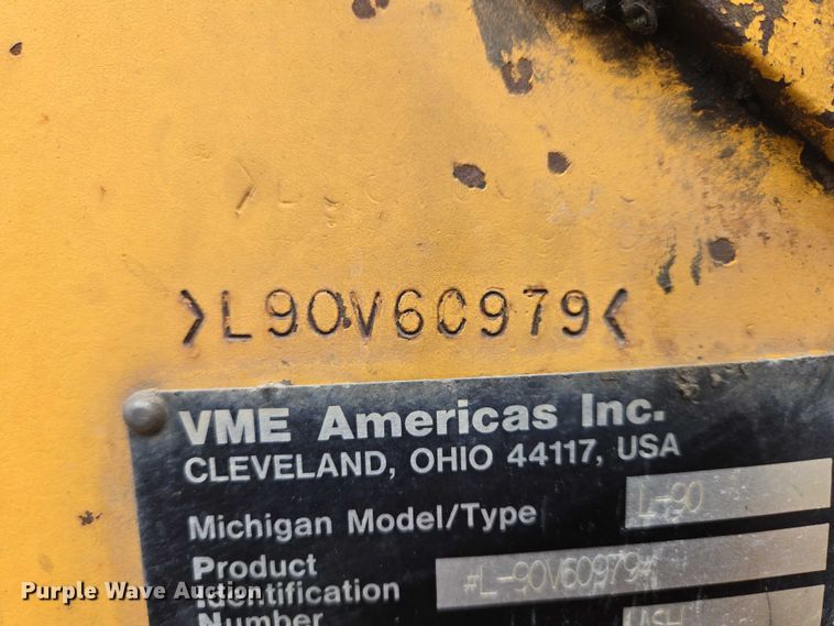 image for item EV5527 1991 Volvo Michigan L90 wheel loader