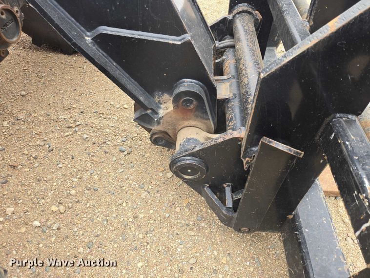 image for item EV5530 2010 Manitou MLT735 telehandler