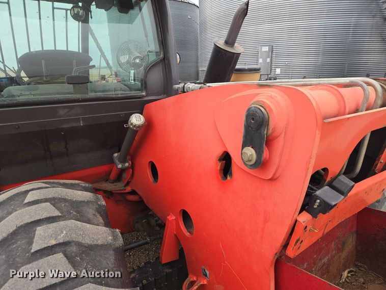 image for item EV5530 2010 Manitou MLT735 telehandler