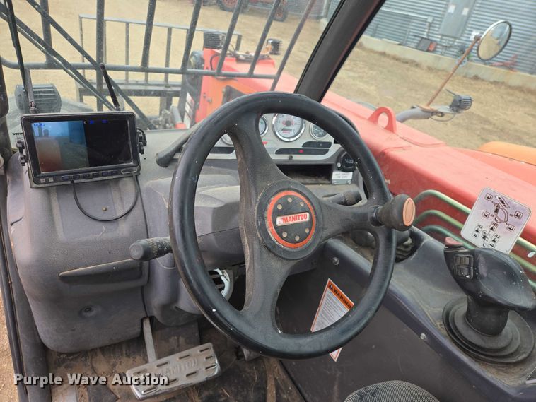 image for item EV5530 2010 Manitou MLT735 telehandler