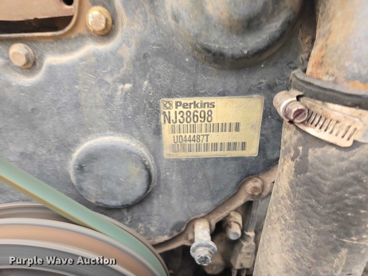 image for item EV5530 2010 Manitou MLT735 telehandler