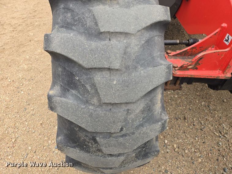 image for item EV5530 2010 Manitou MLT735 telehandler