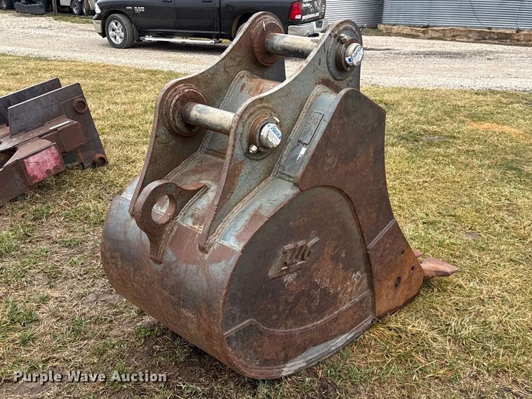 image for item EV7545 TAG excavator bucket