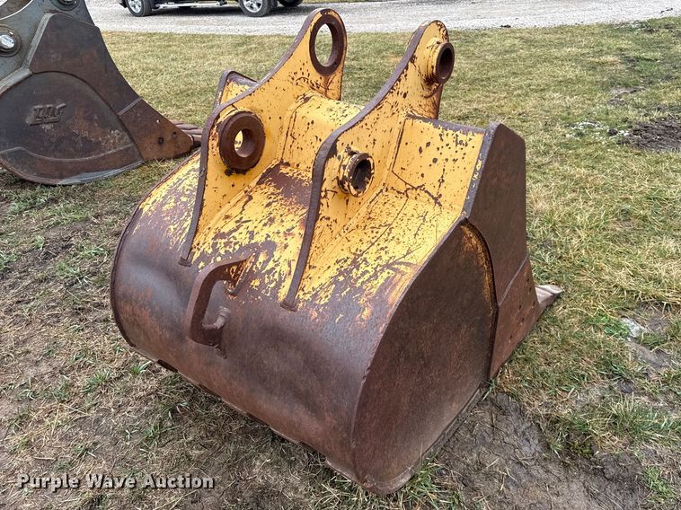 image for item EV7546 Bucket excavator bucket