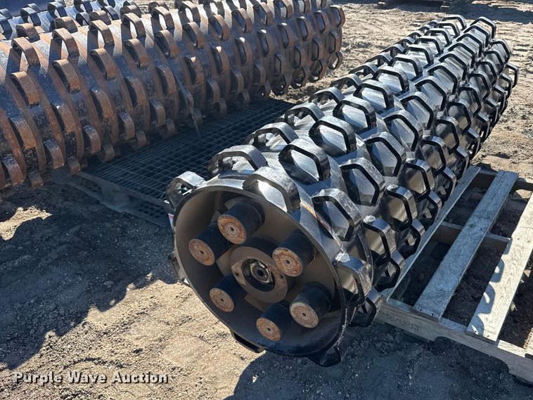 image for item FB0859 Skid steer pad foot roller