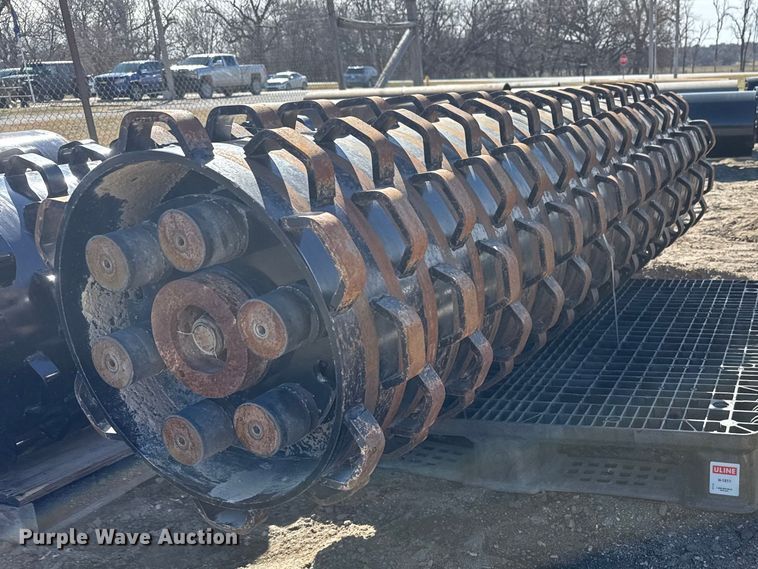 image for item FB0860 Skid steer pad foot roller