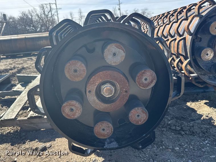 image for item FB0861 Skid steer pad foot roller