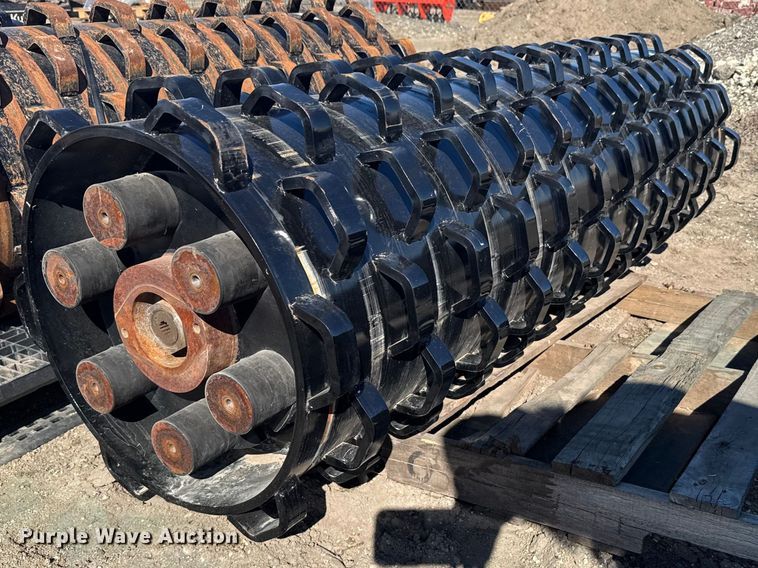 image for item FB0861 Skid steer pad foot roller