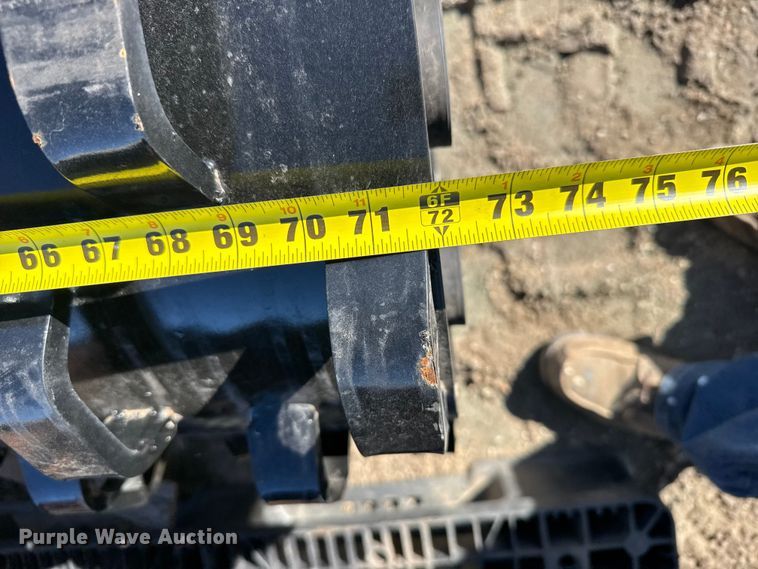 image for item FB0861 Skid steer pad foot roller