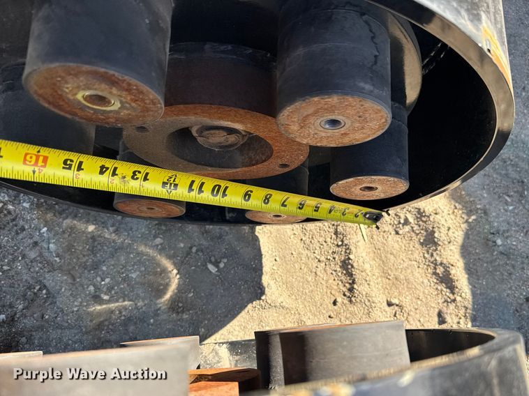 image for item FB0864 Skid steer smooth roller