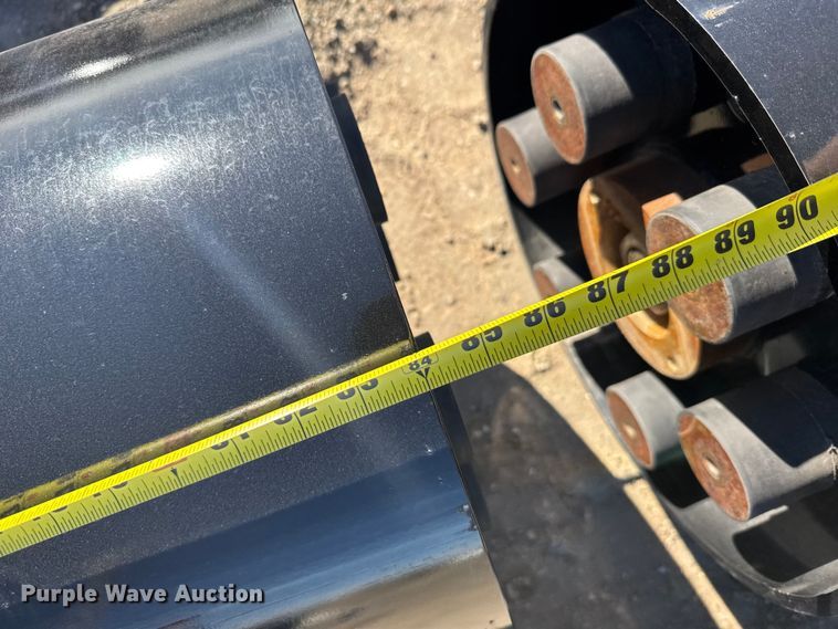 image for item FB0865 Skid steer smooth roller