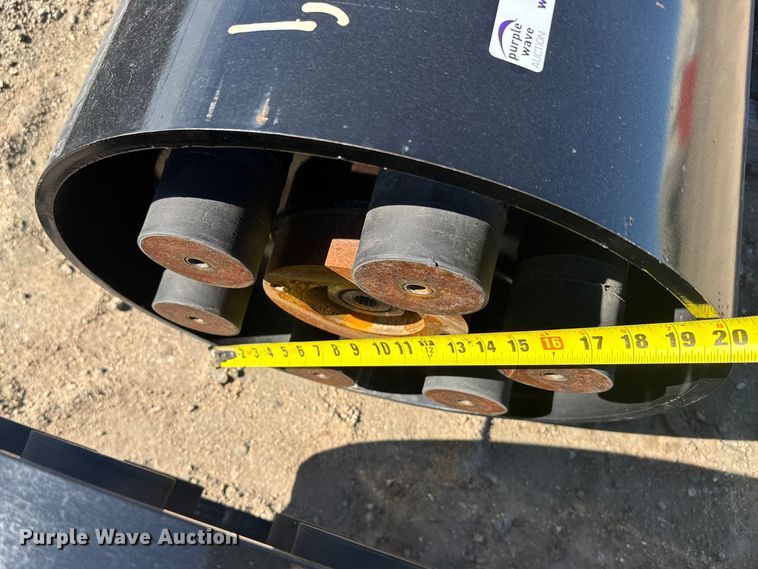 image for item FB0866 Skid steer smooth roller