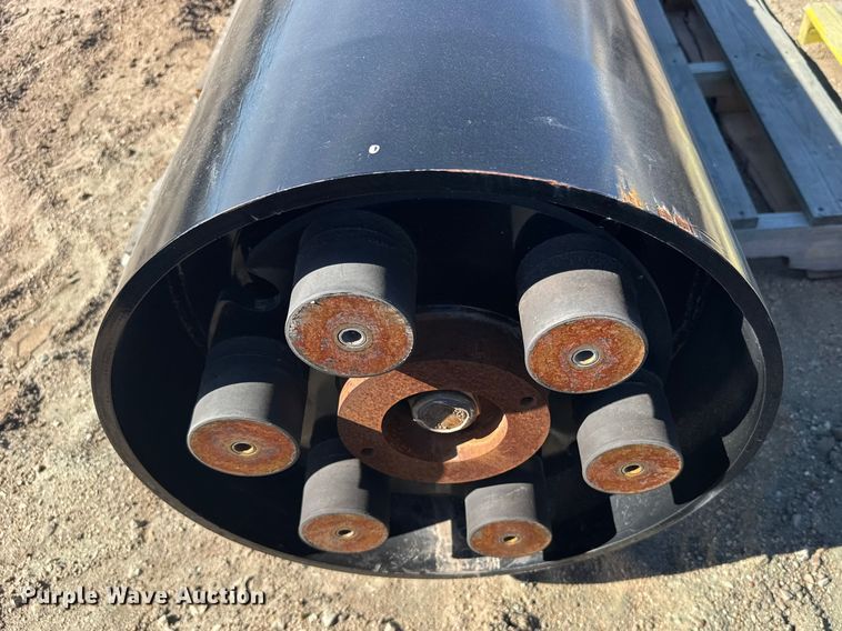 image for item FB0872 Skid steer smooth roller