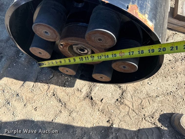 image for item FB0876 Skid steer smooth roller