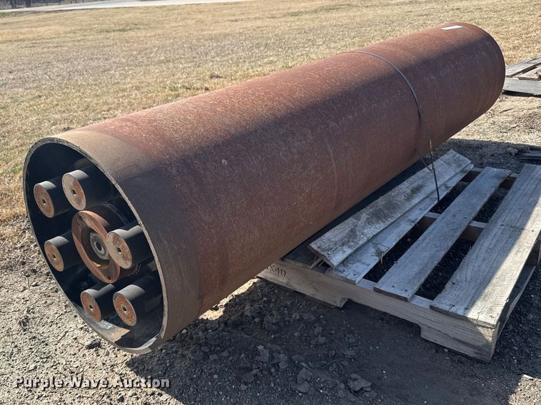 image for item FB0879 Skid steer smooth roller