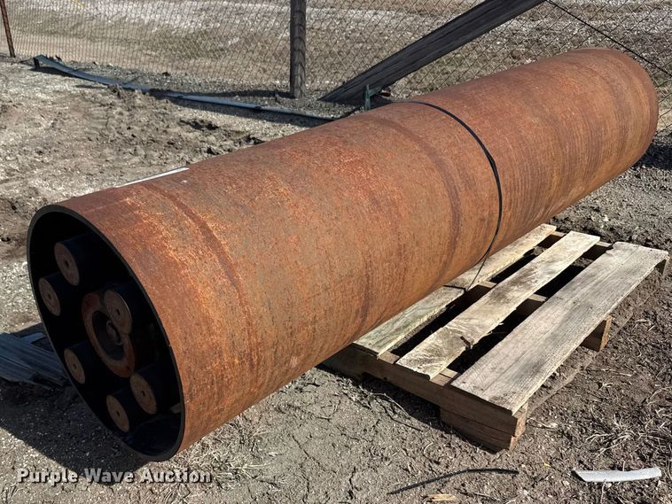 image for item FB0879 Skid steer smooth roller