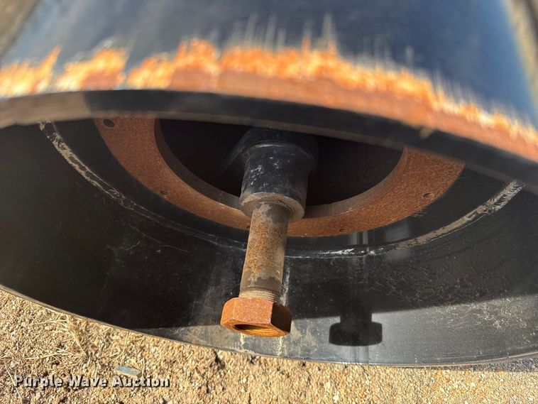 image for item FB0883 Skid steer smooth roller