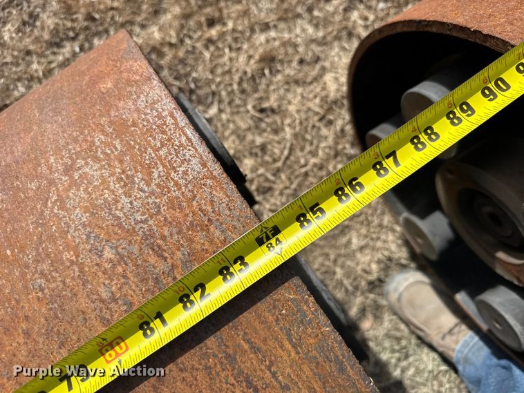 image for item FB0885 Skid steer smooth roller