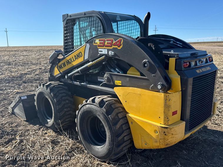 image for item FB0896 2022 New Holland L334 skid steer loader