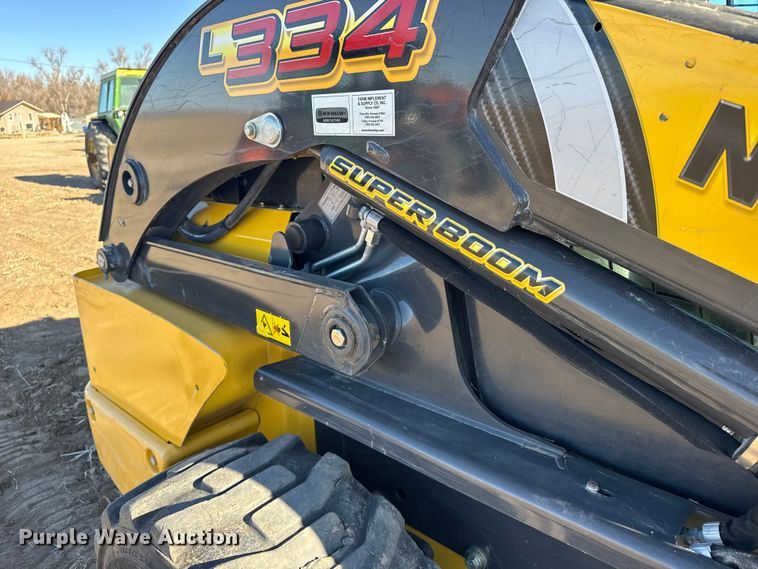 image for item FB0896 2022 New Holland L334 skid steer loader