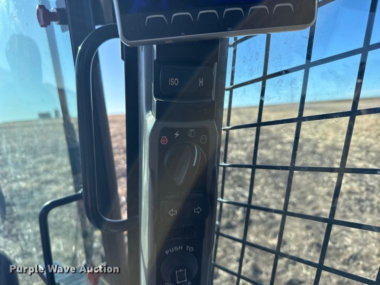 image for item FB0896 2022 New Holland L334 skid steer loader