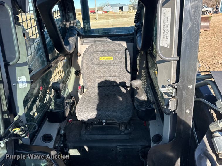 image for item FB0896 2022 New Holland L334 skid steer loader