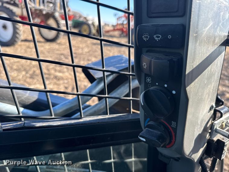 image for item FB0896 2022 New Holland L334 skid steer loader