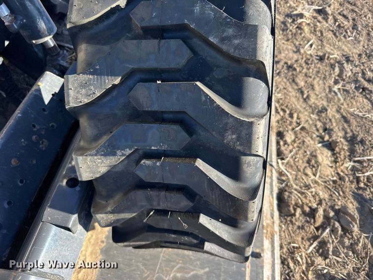 image for item FB0896 2022 New Holland L334 skid steer loader