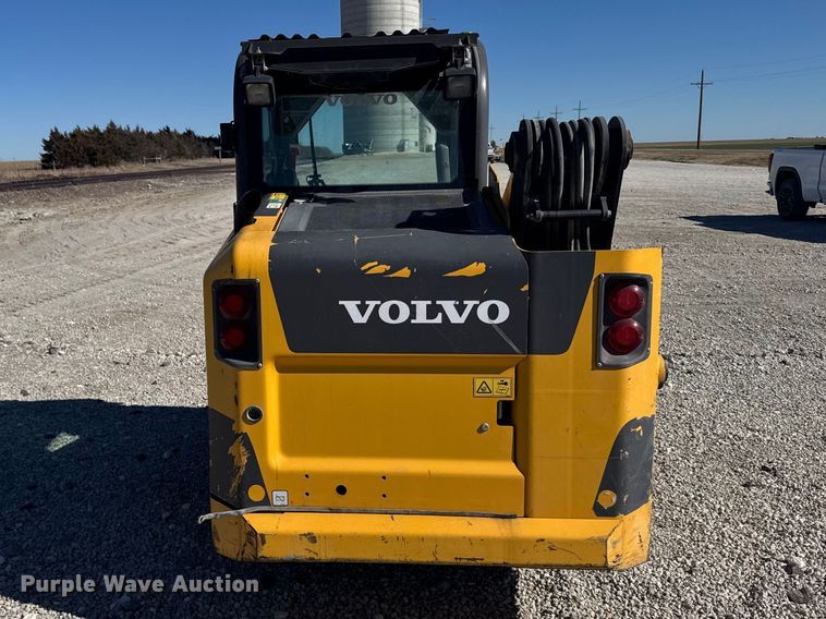 image for item FB0902 2013 Volvo MC95C skid steer loader