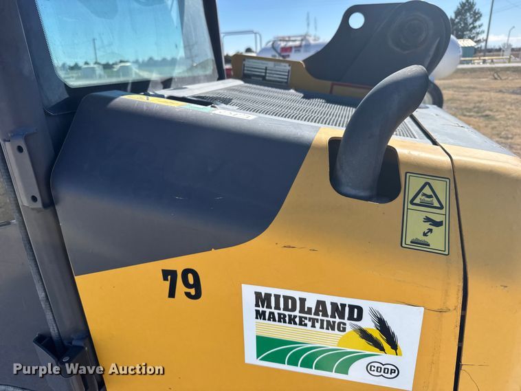 image for item FB0902 2013 Volvo MC95C skid steer loader