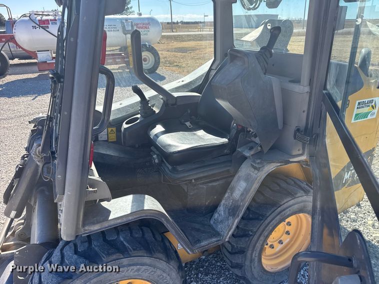 image for item FB0902 2013 Volvo MC95C skid steer loader