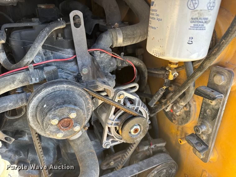 image for item FB0902 2013 Volvo MC95C skid steer loader