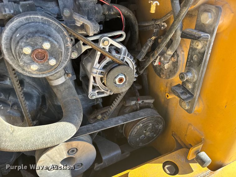 image for item FB0902 2013 Volvo MC95C skid steer loader