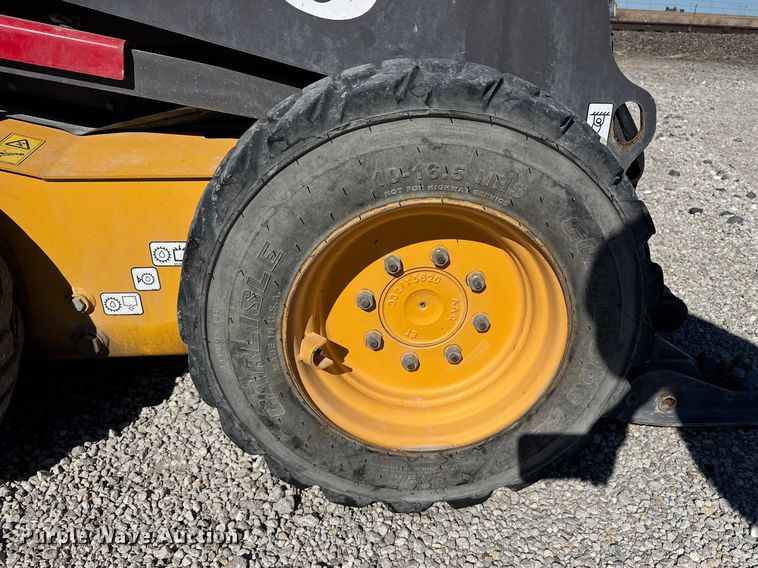 image for item FB0902 2013 Volvo MC95C skid steer loader