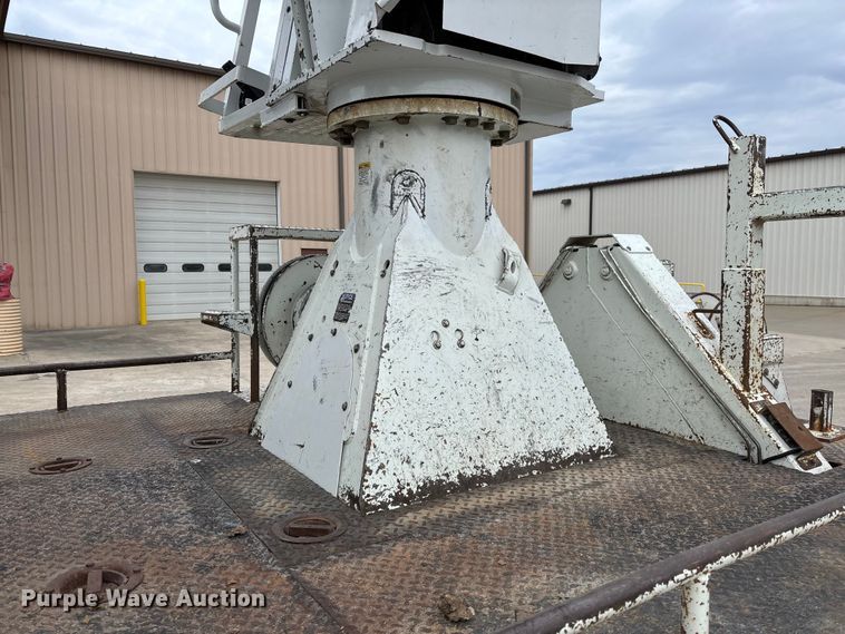 image for item FB3041 2007 International 4300 digger derrick truck