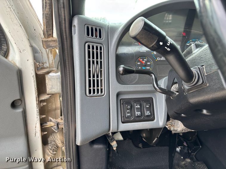 image for item FB3041 2007 International 4300 digger derrick truck